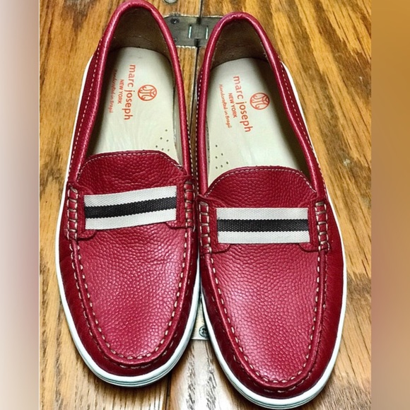 Women's 5 Red Pebbled Leather MARC JOSEPH NEW YORK Loafers - Picture 1 of 10
